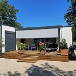 בית הארחה Modern And Cosy Ecolodge, Shared Heated Pool, לס מתה