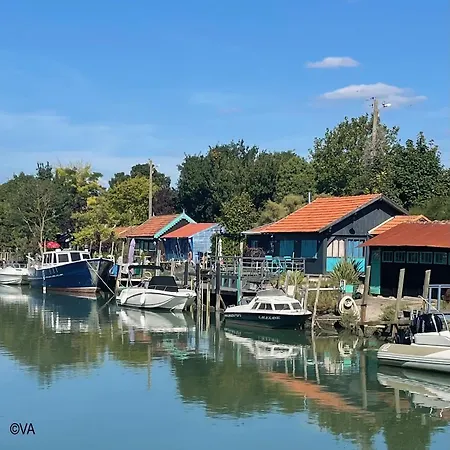 Modern And Cosy Ecolodge, Shared Heated Pool, Vendégház 4*