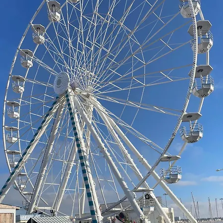 Modern And Cosy Ecolodge, Shared Heated Pool, 4*